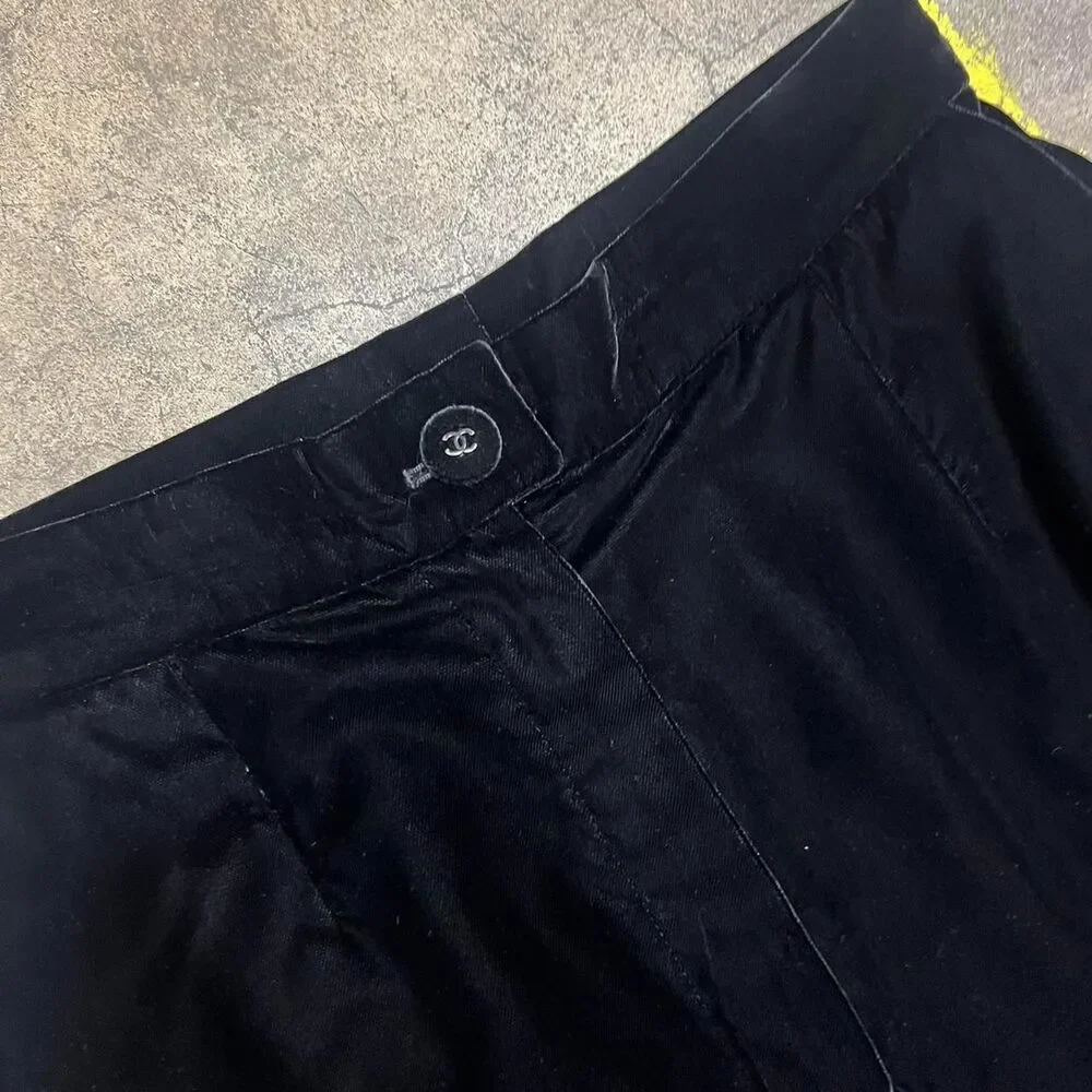 1990s Chanel 1998 Autumn black silk velvet high waisted pants 98A size 36 xs